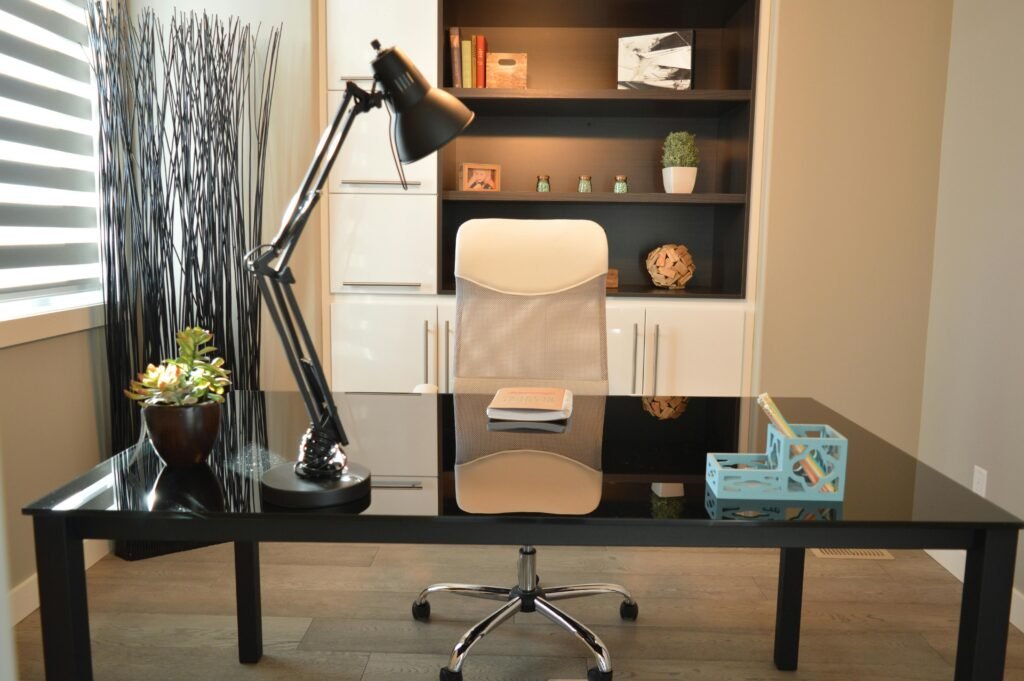 corporate office interior designer
